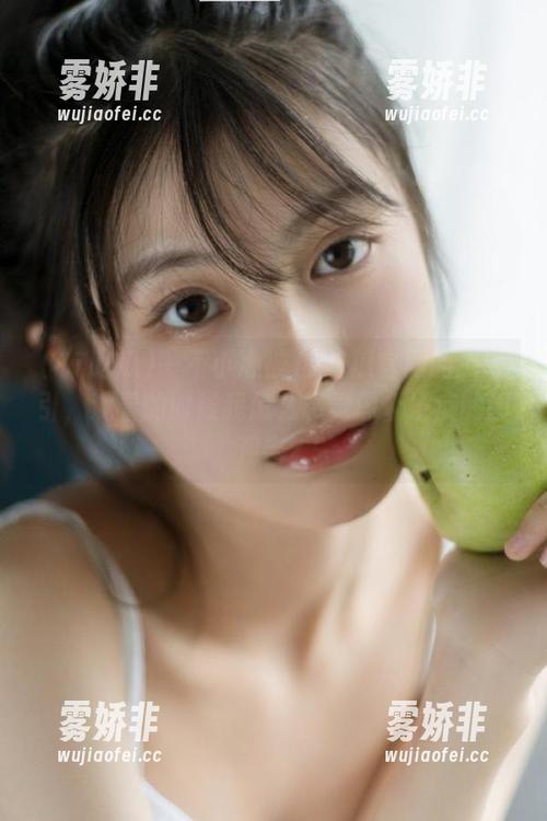 17吃瓜 一不小心被17吃瓜官网的瓜吸引,观看的时候我怎么感觉像个发疯的围观者?