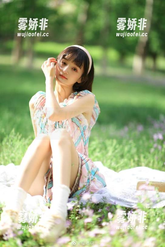 17吃瓜网 “17吃瓜网官网”里的免费瓜,个头虽小,料可不少哦~