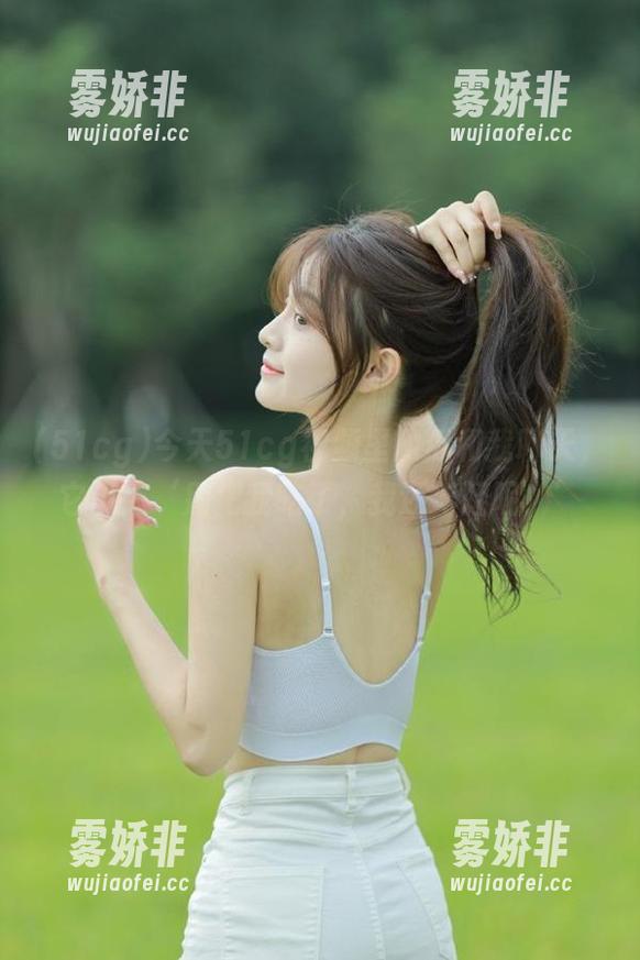 51cg 今天51cg视频里的瓜和我聊天,它说:‘别把我吃了,我还年轻呢!’