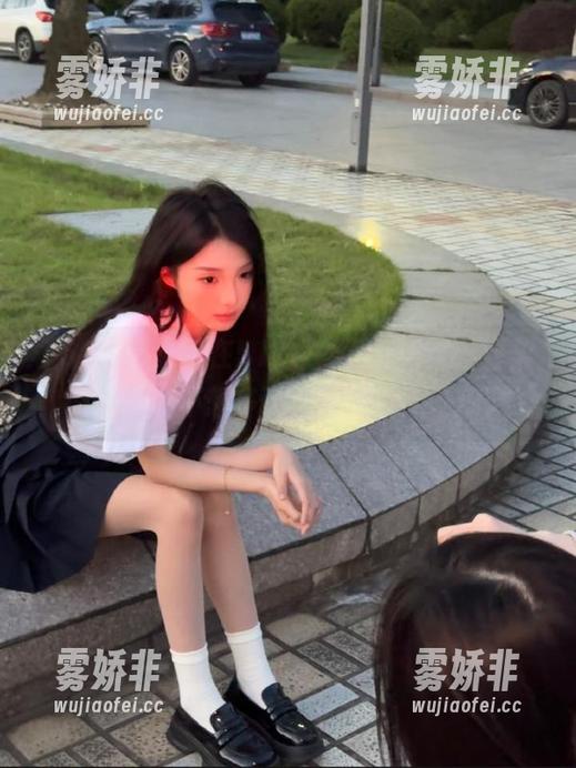 51cg 最近在51cg1.ct视频里看到梨子瓜,真不想多说,只想默默吃瓜。