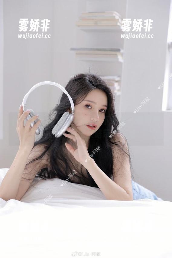 51吃瓜 51吃瓜官网:下载后心情像吃到大西瓜,甜蜜又略带一丝咸!