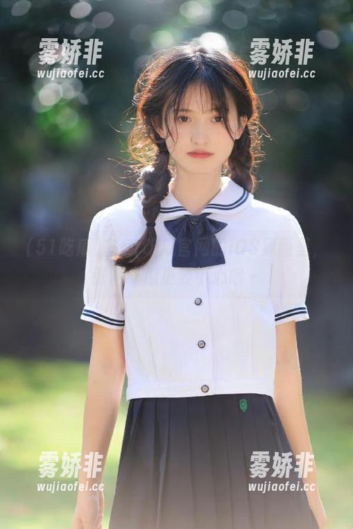 51吃瓜 在51吃瓜官网的iOS界面里,张嘴吃瓜更要小心哦~