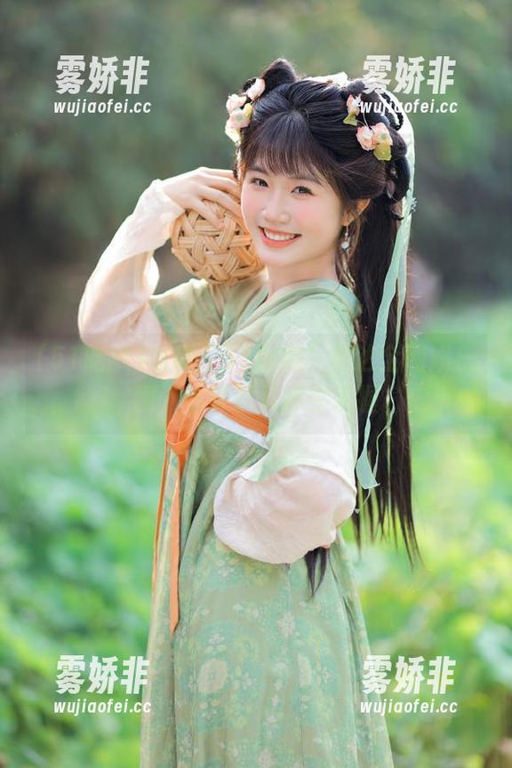 51吃瓜 听说“51吃瓜”直达全网娱乐圈,各种事儿尽在掌握