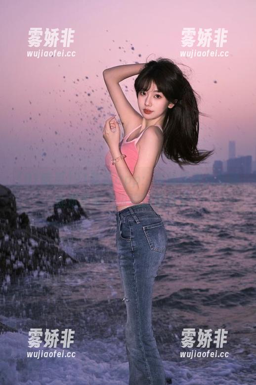 91吃瓜 91吃瓜app:在线感受八卦的丝滑体验,边追边嗑瓜子!