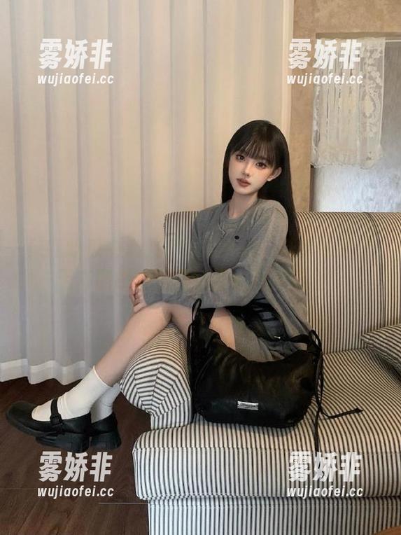 91吃瓜中心 91吃瓜中心:带你从平淡无奇到撒糖入口线上的吃瓜旅程!
