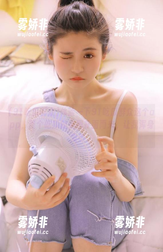 91吃瓜群众 体验一下91吃瓜群众这个app,整个吃瓜的氛围扑面而来,让我浑身发热。