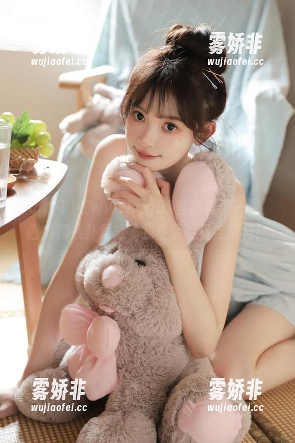 cg91 在www.cg91官网逛了一圈,西瓜和八卦竟成了我生活的最佳搭档!
