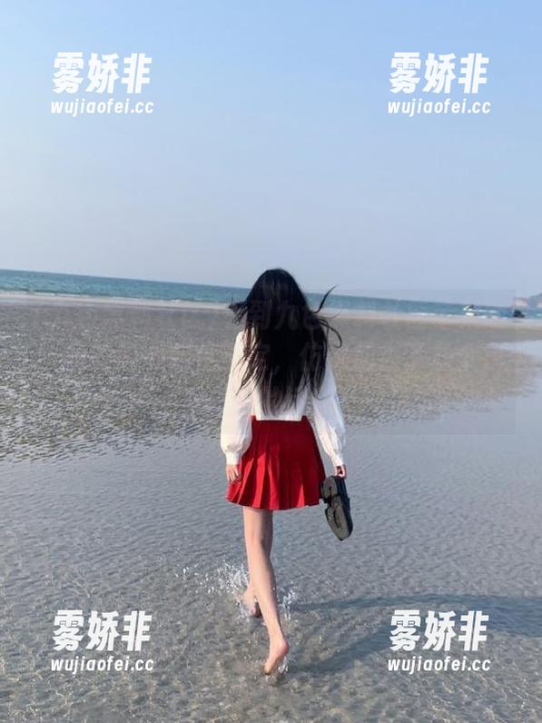 九色黑料社区 看到九色黑料社区苹果版,我的内心起伏不定,仿佛加入了一个色彩斑斓的迷宫!