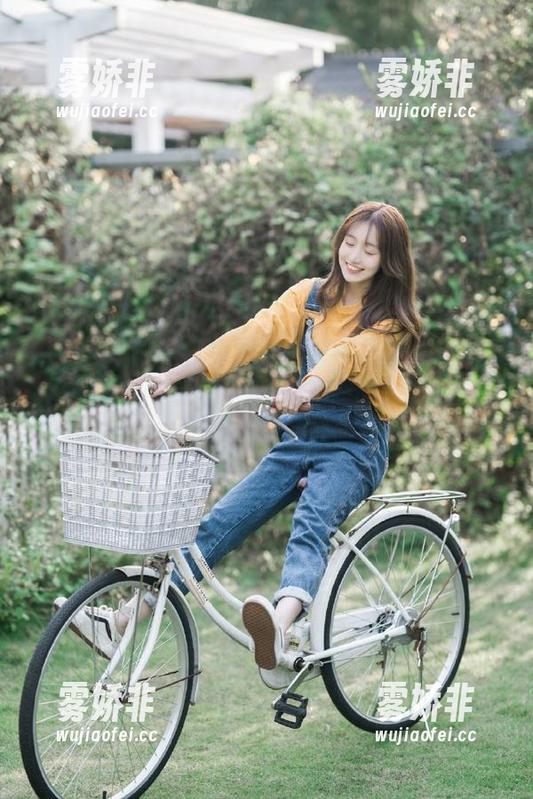 今日吃瓜51 免费赐教!今日吃瓜51揭秘娜娜的“如何让人一秒变土味”的穿搭法则,顺便求个显微镜!