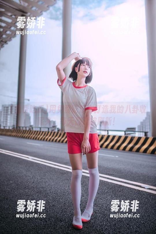 用免费吃瓜来打造我的八卦收藏夹，每天都能被刷新！