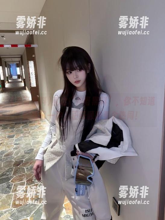 直达“冲哥黑料”，你不知道的每日一冲，正好顺路看个热闹！