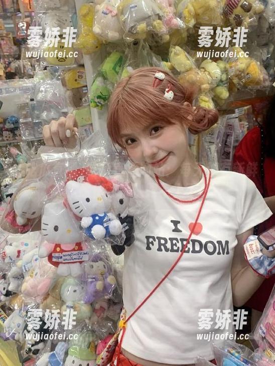 吃瓜直播网站：每天都有新鲜事，感觉我都快跟不上了……