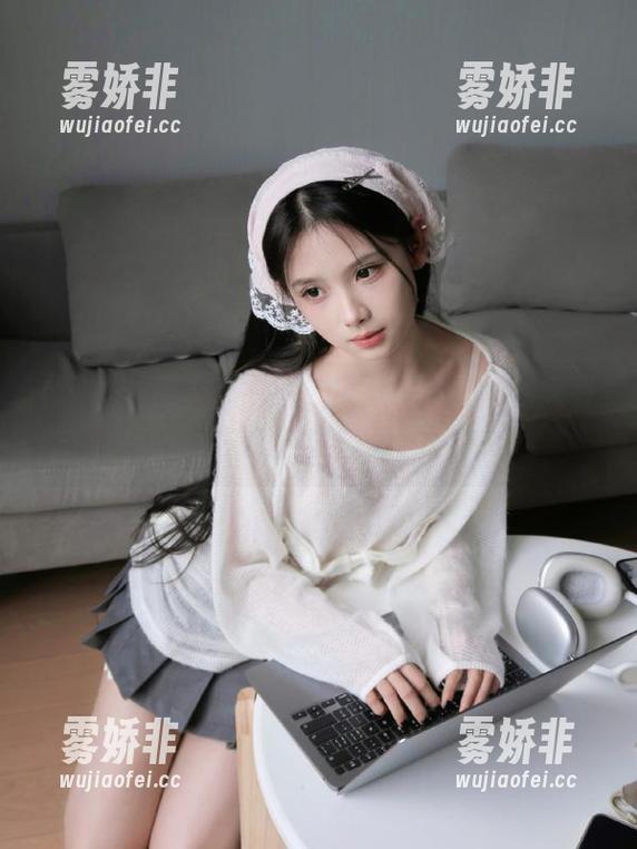 网曝吃瓜 “网曝吃瓜”:不花钱的大餐,吃瓜更要随便享!