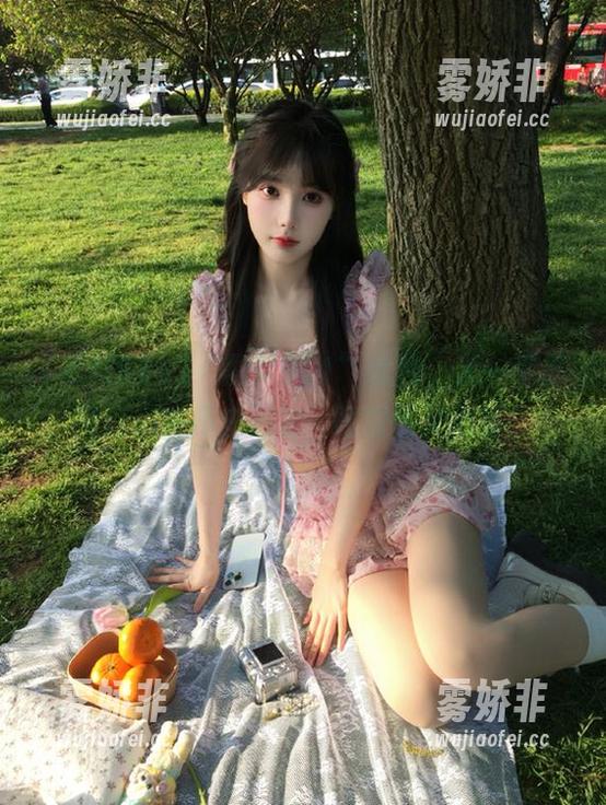 黑料911 “黑料911”官网,无一不是网红们的历史档案,既震惊又心累。