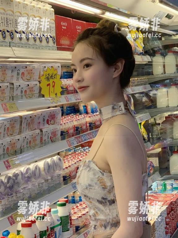 黑料不打样 黑料不打样,天天更新,免费也有内味了!