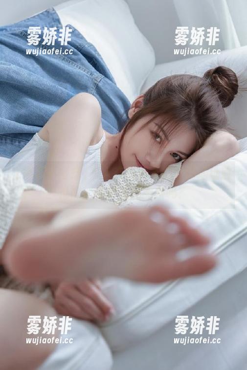 黑料不打烊 有人在黑料不打烊的地址前徘徊,是要变成黑料吗?