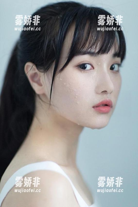 黑料不打烊 51黑料不打烊苹果版:打破常规,瓜果相伴的另类狂欢!