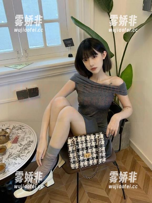 万里长征黑料不打烊，直达你内心的小角落，果然躲不过我的好奇心！