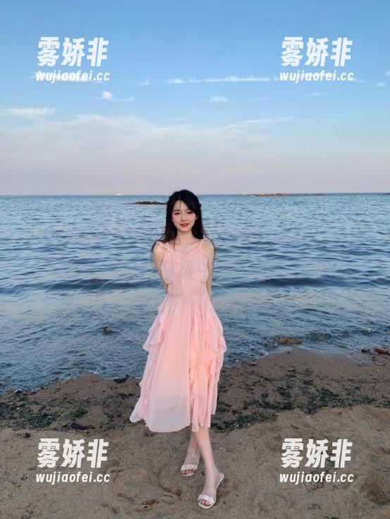 黑料不打烊 永久沉浸在黑料不打烊的热搜里,瓜一口接一口,停不下来
