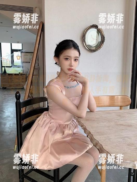 情感纠葛、八卦新闻，链接全在“黑料不打烊”，可惜人手有限，哈哈。