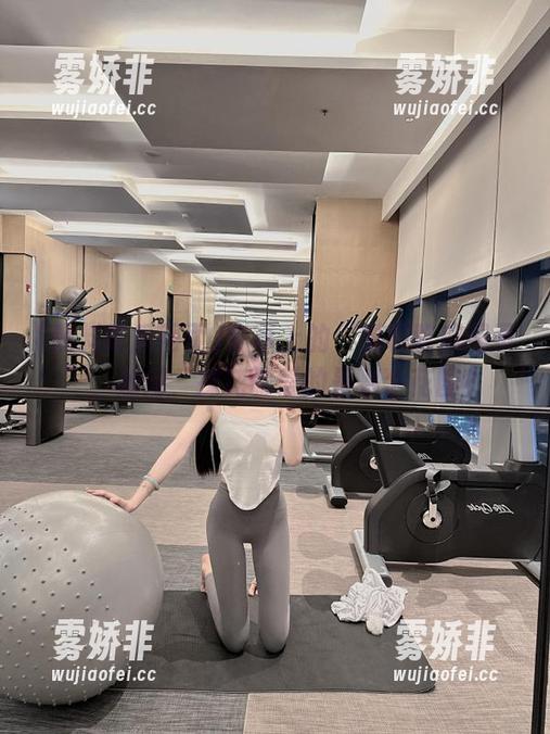 黑料吃瓜网页 安卓上的“黑料吃瓜网页”,别问,探花偏爱的是哪个花园?
