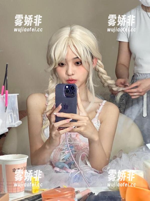 下载黑料社区，在线看中的真实感受真让人上瘾～